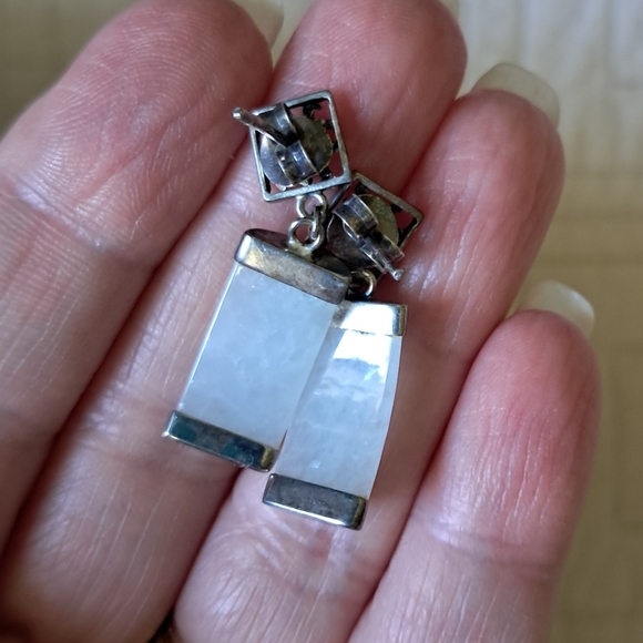 Vintage White Jade Good Fortune Sterling Silver Earrings - Picture 2 of 5